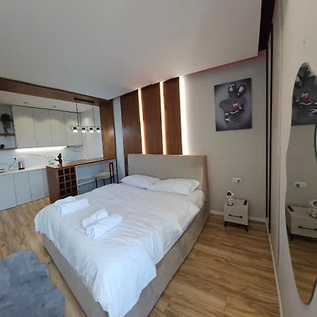 Luxury Square 21, Seven Heavens Apartament *