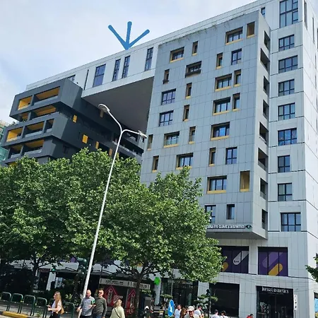 Luxury Square 21, Seven Heavens * טיראנה