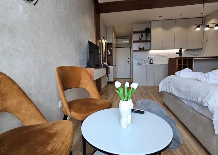 公寓 Luxury Square 21, Seven Heavens 地拉那